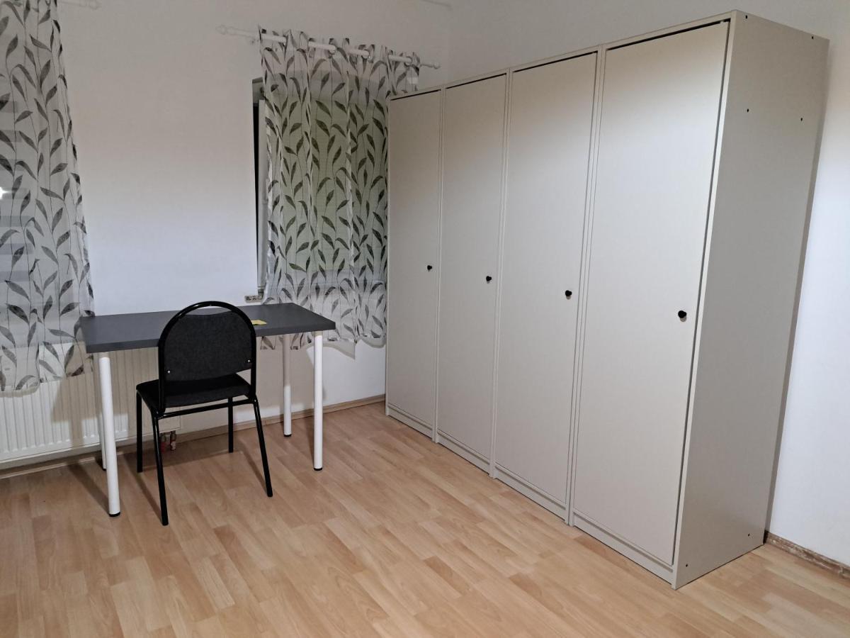 Simostay Halle  Εξωτερικό φωτογραφία